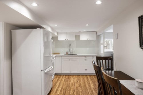 929 Easter Rd, Saanich, BC 