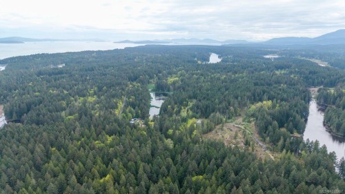 2761 Tiesu Rd, Nanaimo, BC 