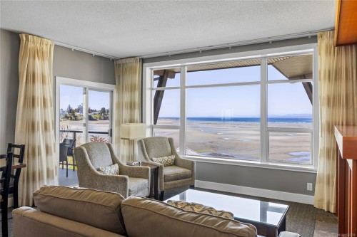 329/330C-181 Beachside Dr, Parksville, BC - Indoor Photo Showing Other Room