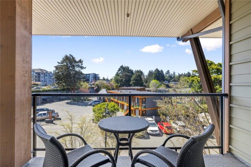 329/330C-181 Beachside Dr, Parksville, BC - Outdoor With Balcony With Exterior