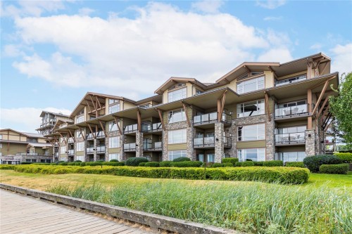 329/330C-181 Beachside Dr, Parksville, BC - Outdoor With Balcony With Facade
