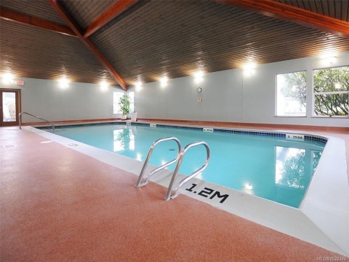 2111 Summergate Blvd, Sidney, BC 