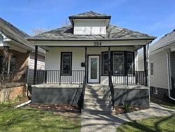 364 CLINTON Street  Windsor, ON N8X 1A6