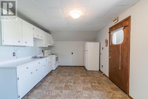 Unit A - 10 Mckenzie Street, Tillsonburg, ON - Indoor