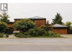 1295 W KEITH ROAD  North Vancouver, BC V7P 1Y9