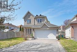29 APPLE CREEK CRESCENT  Ottawa, ON K2M 2N3