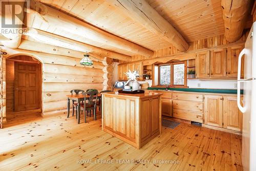 781 Big Rideau North Shore Road, Tay Valley, ON - Indoor