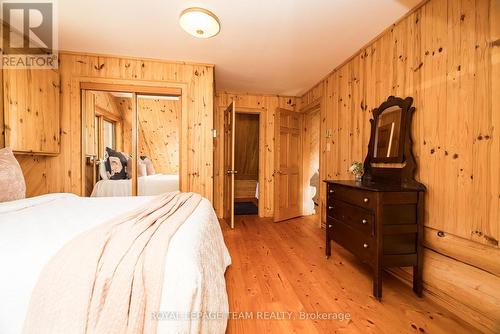 781 Big Rideau North Shore Road, Tay Valley, ON - Indoor Photo Showing Bedroom