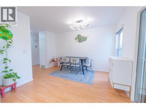 151 Molnar Road, Kelowna, BC - Indoor