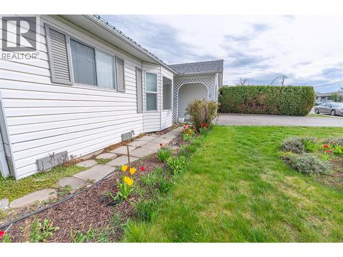 151 Molnar Road, Kelowna, BC - Outdoor