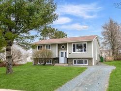 231 Mount Edward Road  Woodlawn, NS B2W 3L4