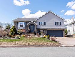 65 Appian Way  Dartmouth, NS B2X 3G4