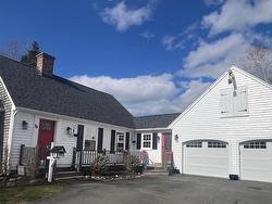 79 Saxonhurst Drive  Bible Hill, NS B6L 4G5