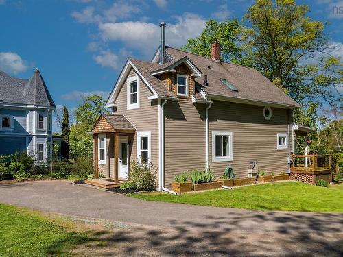 73 Chester Avenue, Kentville, NS 