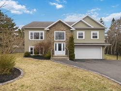 301 Bailee Drive Tantallon, NS B3Z 0C2