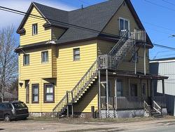 859 Victoria Road Sydney, NS B1N 1J9