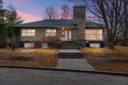 2219Z Rue Bourbonnière Québec (Sainte-Foy/Sillery/Cap-Rouge), QC G1T 1A9