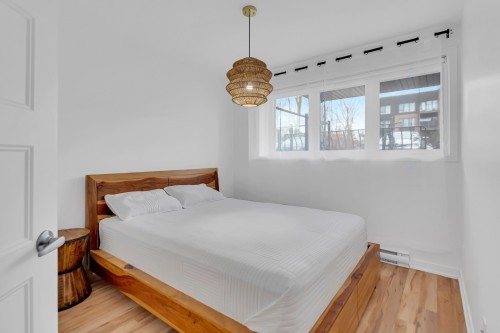 Chambre à coucher - 103-270 Rue De L'Harmonie, Delson, QC - Indoor Photo Showing Bedroom