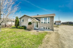 736 Av. Gatineau  Gatineau (Gatineau), QC J8V 4A6