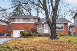 130 Av. d'Arrowhead Crescent  Pointe-Claire, QC H9R 3V5