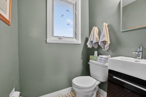 Salle d'eau - 130 Av. D'Arrowhead Crescent, Pointe-Claire, QC - Indoor Photo Showing Bathroom