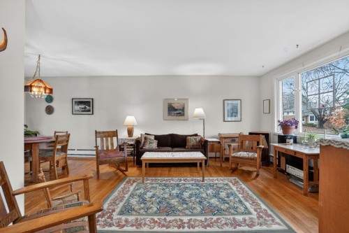 Salon - 130 Av. D'Arrowhead Crescent, Pointe-Claire, QC - Indoor Photo Showing Living Room
