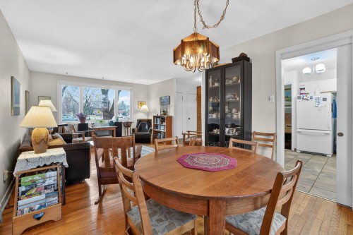 Salle à manger - 130 Av. D'Arrowhead Crescent, Pointe-Claire, QC - Indoor Photo Showing Dining Room