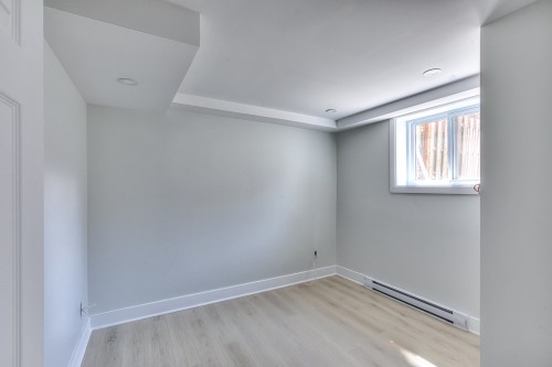 Chambre à coucher - 1-1630 Rue De Salaberry, Montréal (Ahuntsic-Cartierville), QC - Indoor Photo Showing Other Room