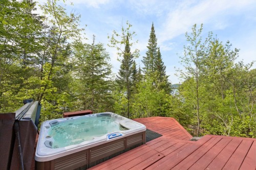Extérieur - 23 Ch. Lockhart, Val-Des-Monts, QC - Outdoor With Deck Patio Veranda