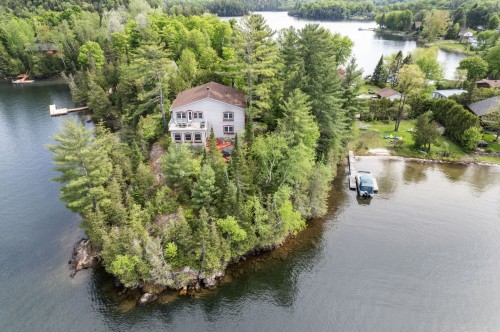 Extérieur - 23 Ch. Lockhart, Val-Des-Monts, QC - Outdoor With Body Of Water With View