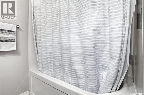 1115 12Th Avenue E, Regina, SK - 