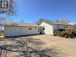 113 1st STREET  Swift Current Rm No. 137, SK S9H 4V1