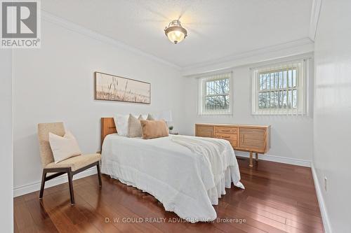 41 Cleaveholm Drive, Halton Hills, ON - Indoor Photo Showing Bedroom