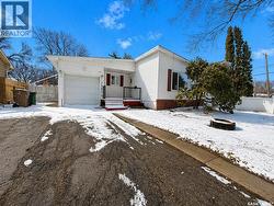 1321 Jubilee AVENUE  Regina, SK S4S 3S8