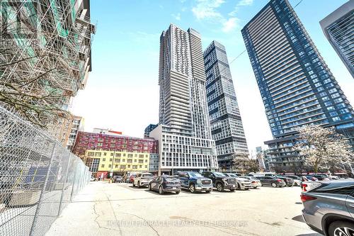 3512 - 251 JARVIS STREET  Toronto, ON M5B 0C3