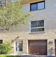 7 URSA STAR WAY Toronto, ON M2J 1N9