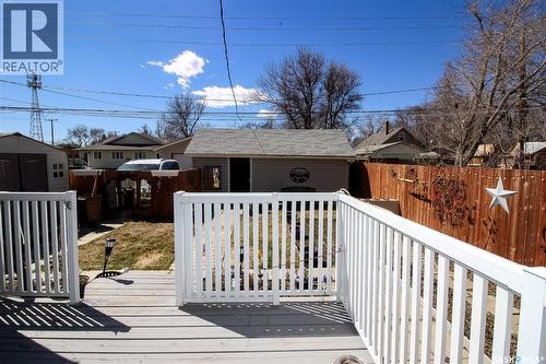 531 1St Street E, Shaunavon, SK - Outdoor With Deck Patio Veranda