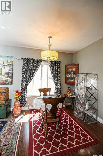 531 1St Street E, Shaunavon, SK - Indoor