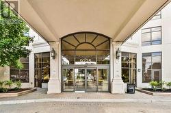 817 - 9225 JANE STREET Vaughan, ON L6A 0J7