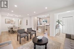 107 BAYVIEW PARKWAY Newmarket, ON L3Y 3W2