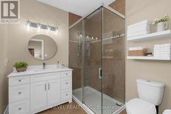 Beautiful Ensuite Bathroom - 