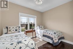 Bright Third Bedroom - 