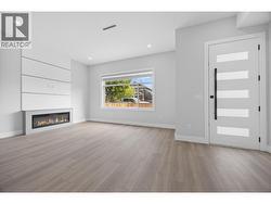 954 Stockwell Avenue Unit# 2 Kelowna, BC V1Y 6W2