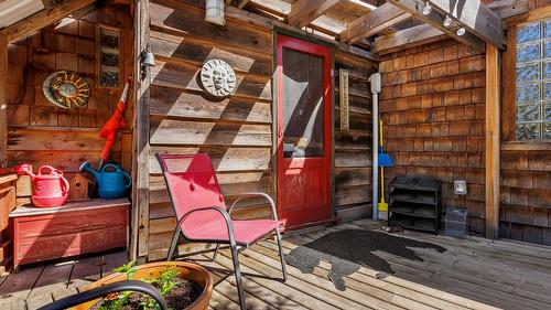 7760 95 Highway, Kingsgate, BC - Indoor