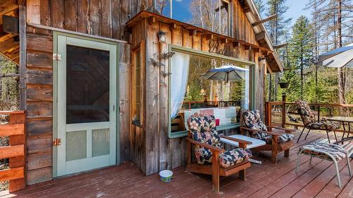 7760 95 Highway, Kingsgate, BC - Outdoor With Exterior