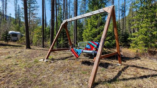 7760 95 Highway, Kingsgate, BC - Outdoor