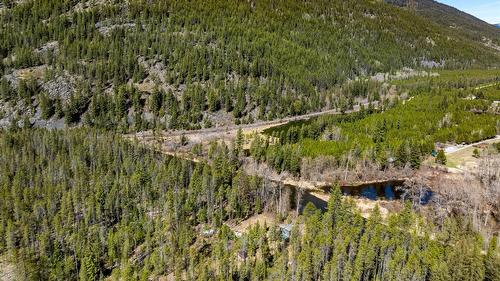 7760 95 Highway, Kingsgate, BC - Outdoor With View