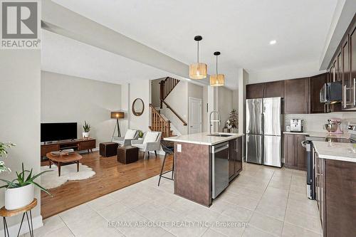 633 Geranium Walk, Ottawa, ON - Indoor Photo Showing Kitchen
