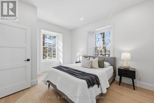 71 Thomas Street, Ottawa, ON - Indoor Photo Showing Bedroom