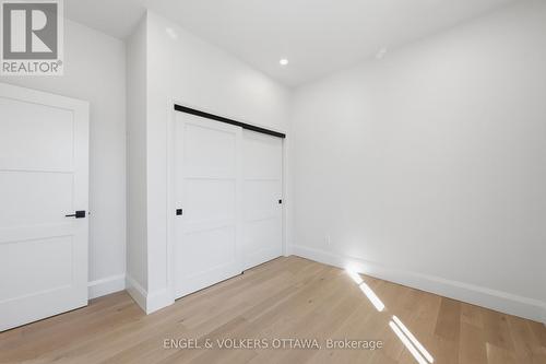 71 Thomas Street, Ottawa, ON - Indoor Photo Showing Other Room